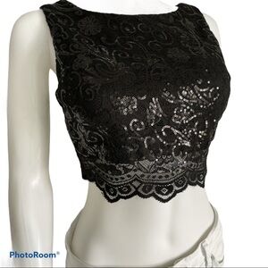 $10 SALE Jodi Kristopher Lace Sequin Crop Top Size 5